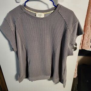 WOMANS UMGEE WAFFLE STRIPED TOP SZ L